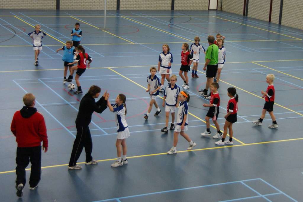 Korfbal E1  4 december-26.JPG
